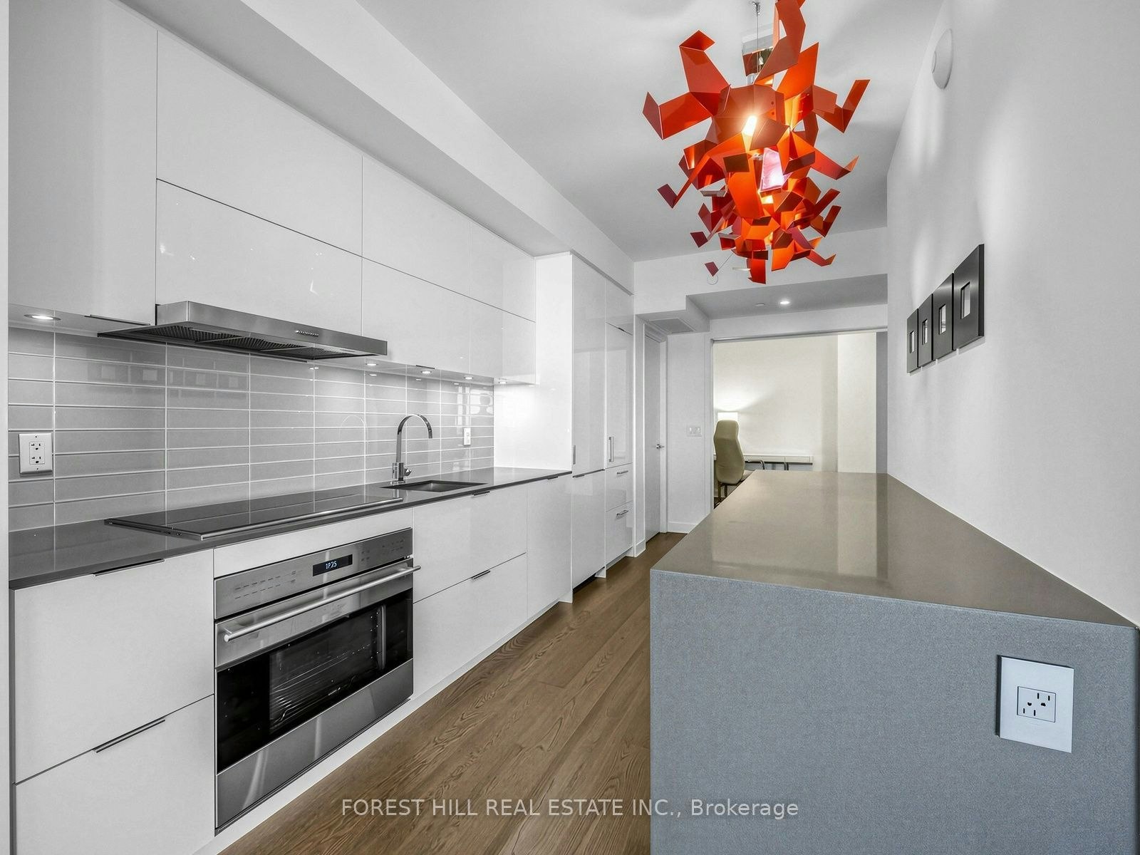 6805-1 Bloor Street E, Toronto, ON, M4W 0A8 - 11