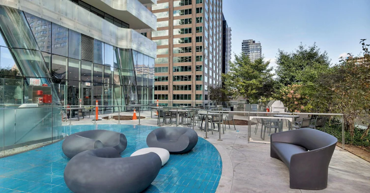 6805-1 Bloor Street E, Toronto, ON, M4W 0A8 - 31