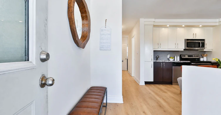 535 Westmount Avenue, Toronto, ON, M6E 3N6 - 2