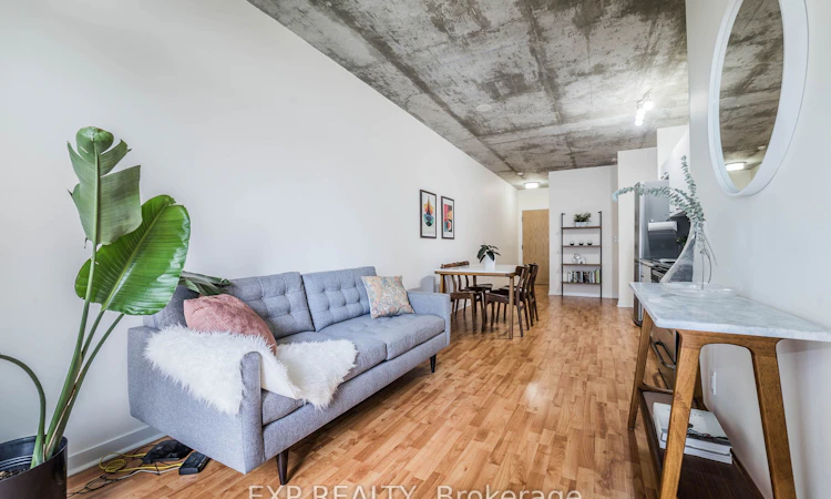 403-150 Sudbury Street