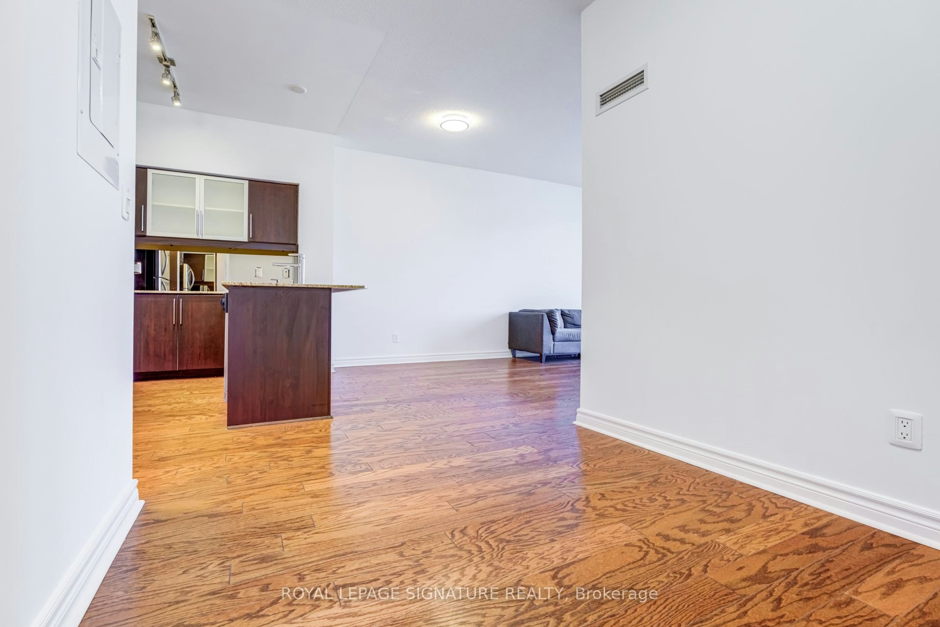 239-2885 Bayview Avenue, Toronto, ON, M2K 0A3 - 9