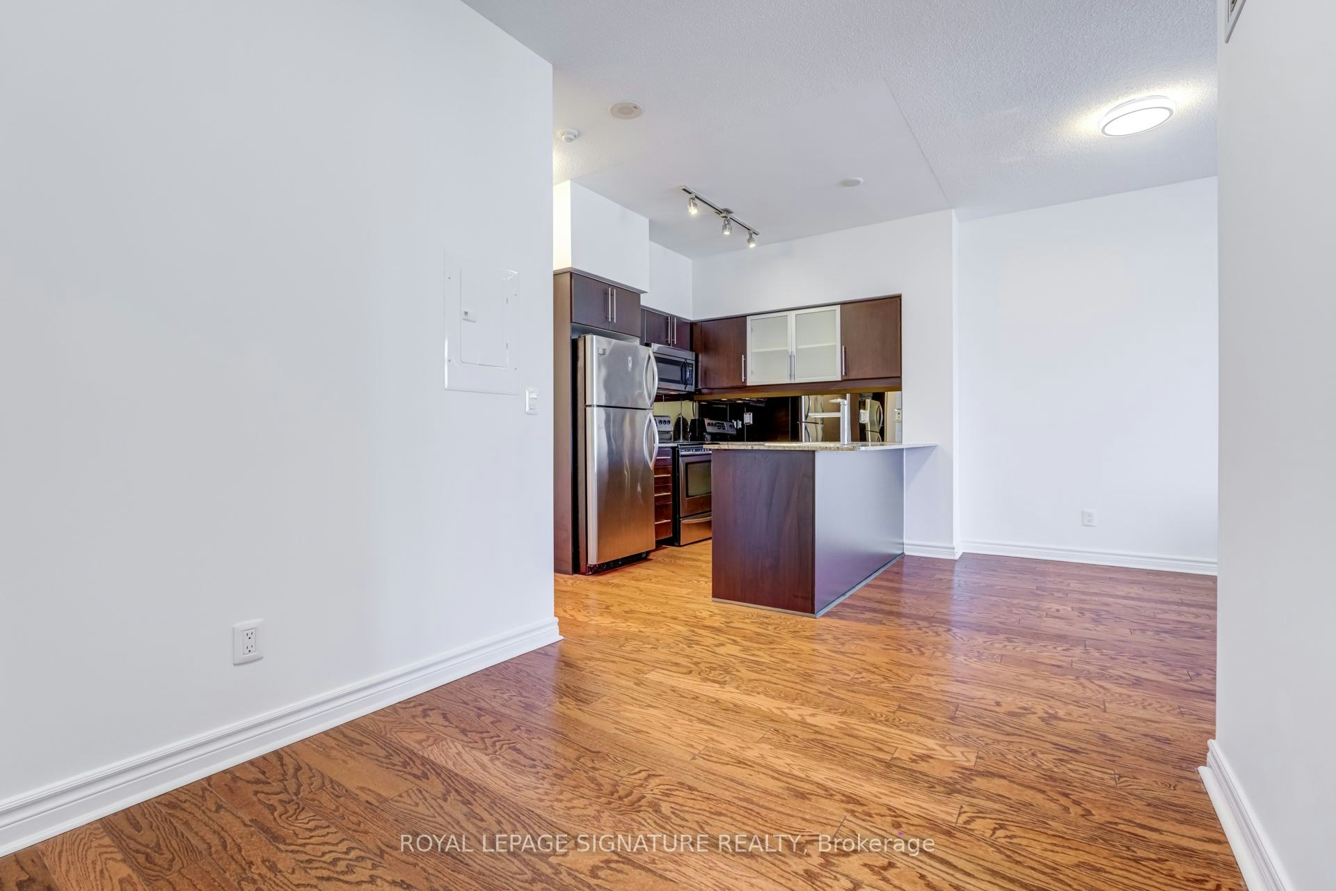 239-2885 Bayview Avenue, Toronto, ON, M2K 0A3 - 7