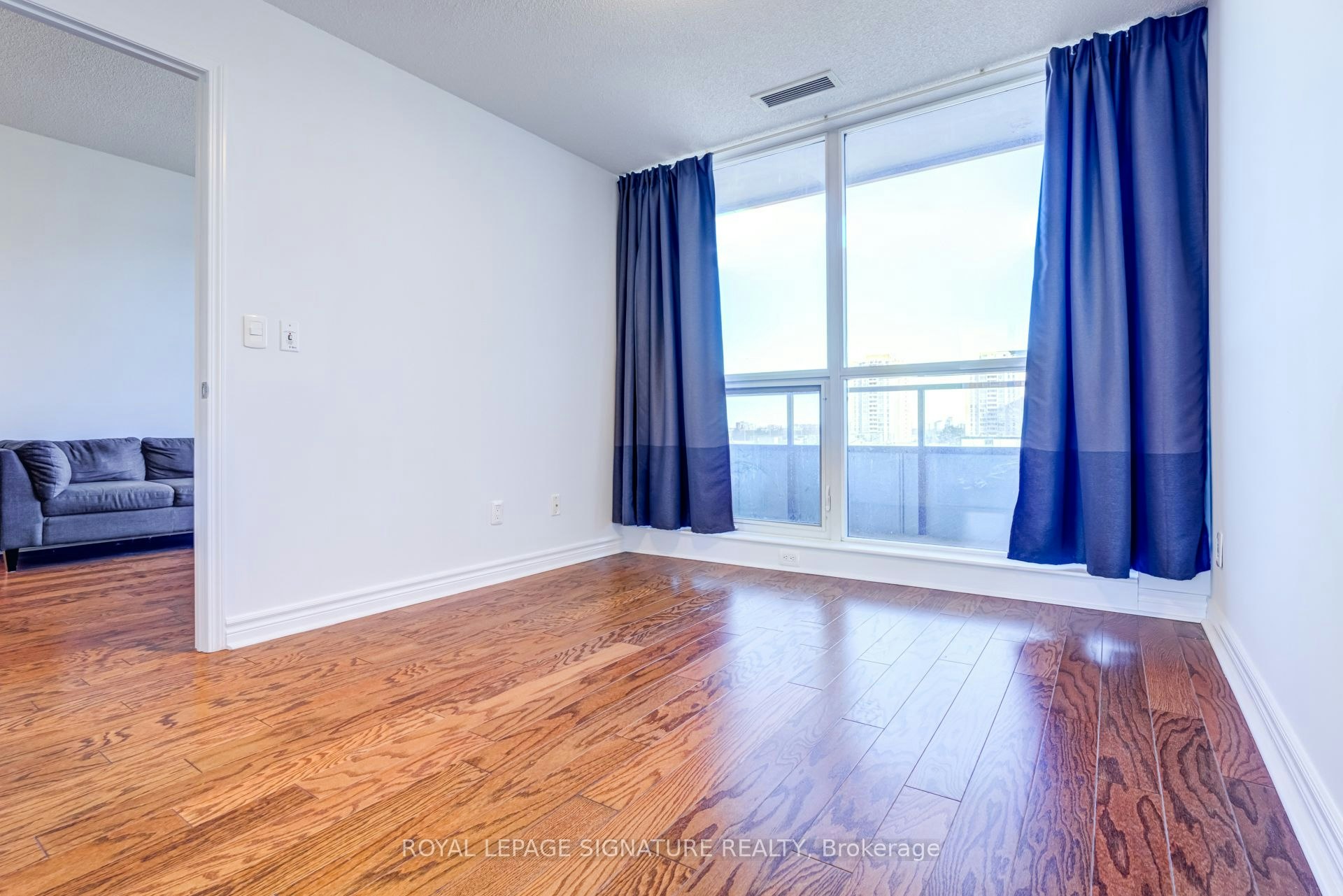 239-2885 Bayview Avenue, Toronto, ON, M2K 0A3 - 11