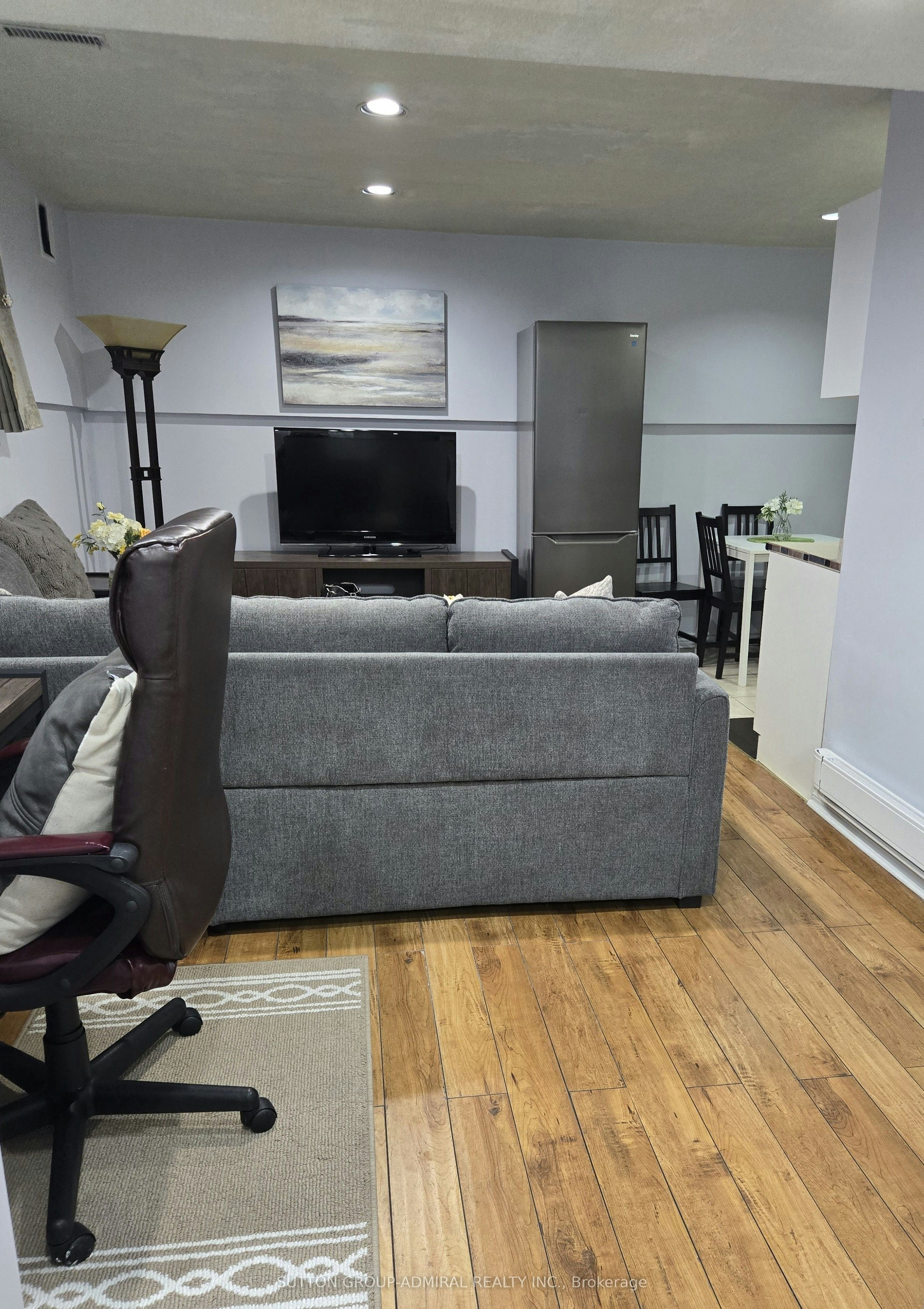 Lower-6 Blairville Road, Toronto, ON, M3H 5Y5 - 2