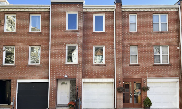 17 Portneuf Court
