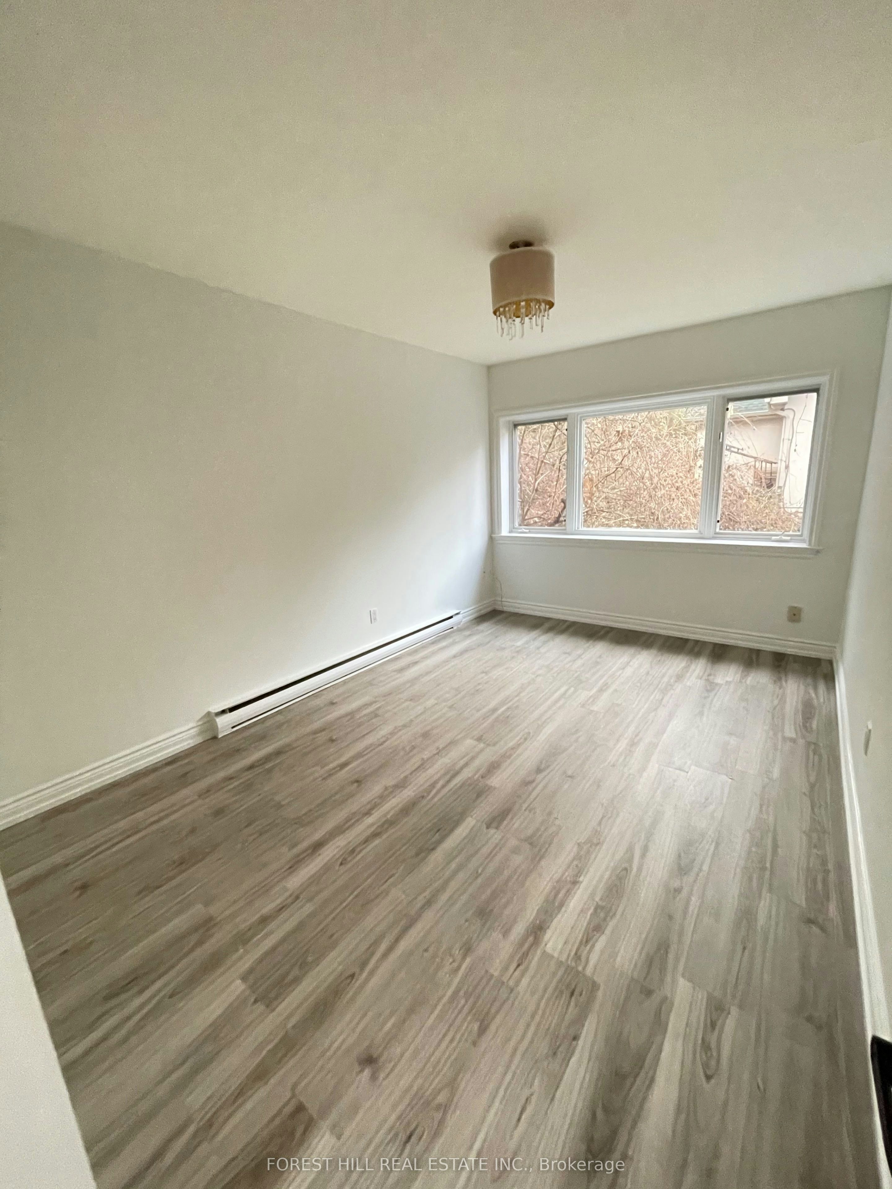 4 Donino Avenue, Toronto, ON, M4N 2W5 - 10