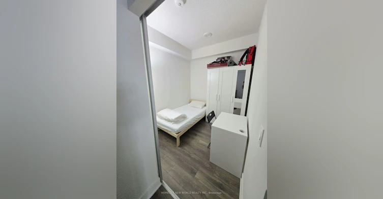 201-188 Fairview Mall Drive, Toronto, ON, M2J 4T1 - 14