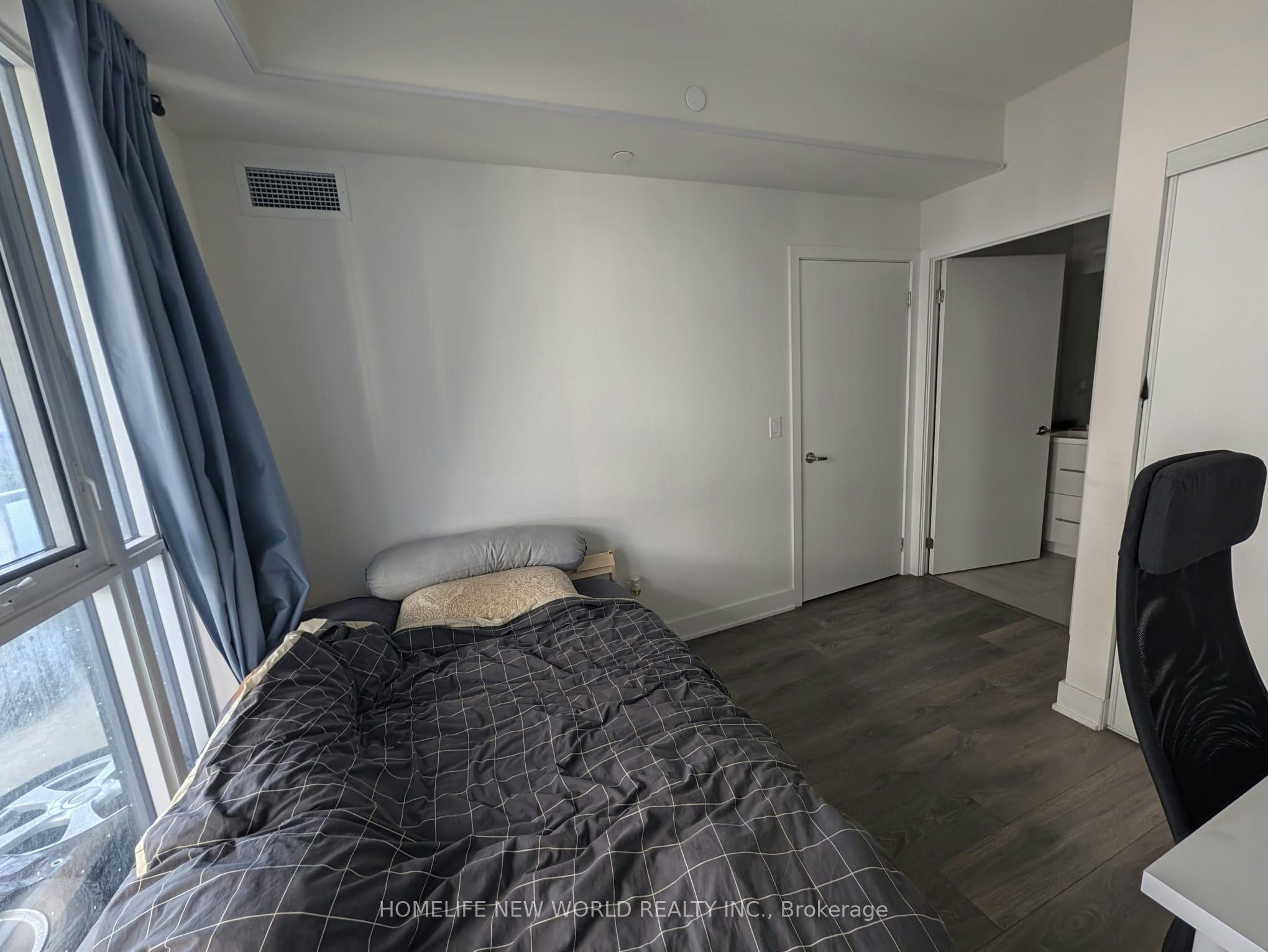 201-188 Fairview Mall Drive, Toronto, ON, M2J 4T1 - 11