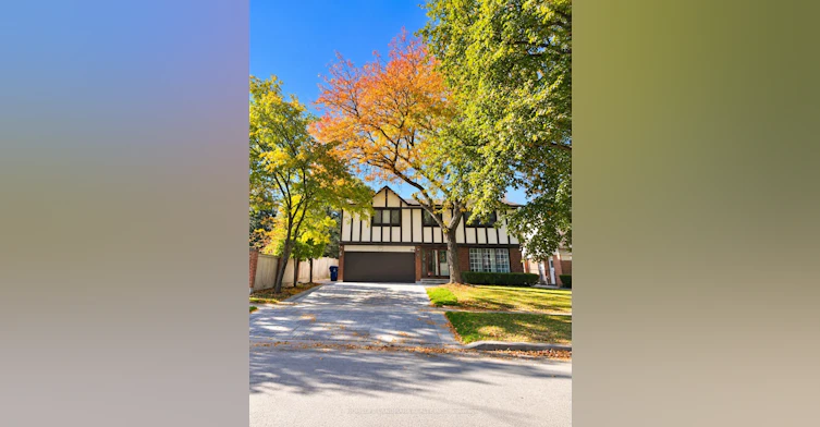 94 Ames Circle, Toronto, ON, M3B 3C1