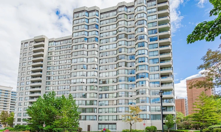 907-1101 Steeles Avenue W