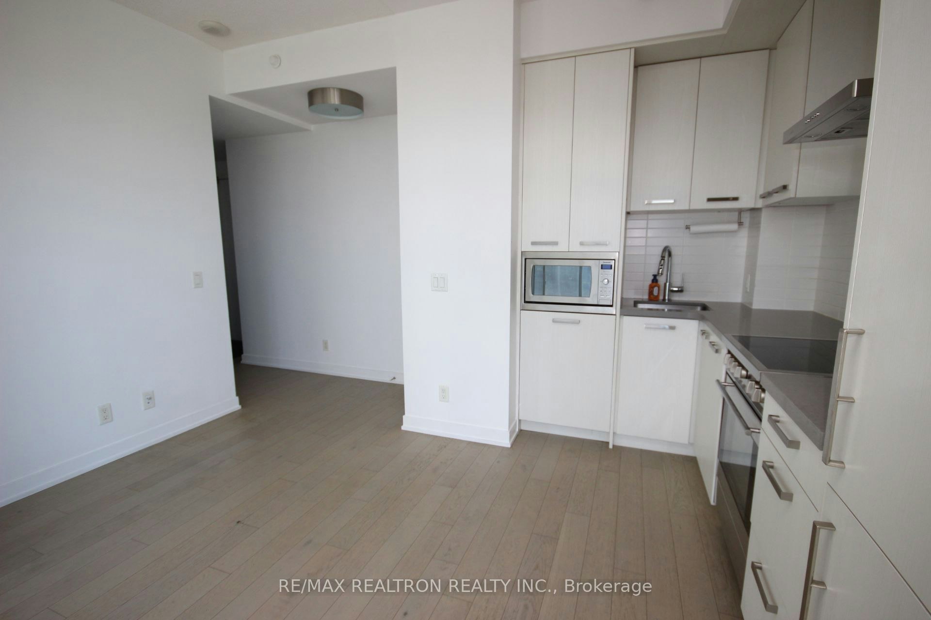N1008-455 Front Street E, Toronto, ON, M5A 0G2 - 8