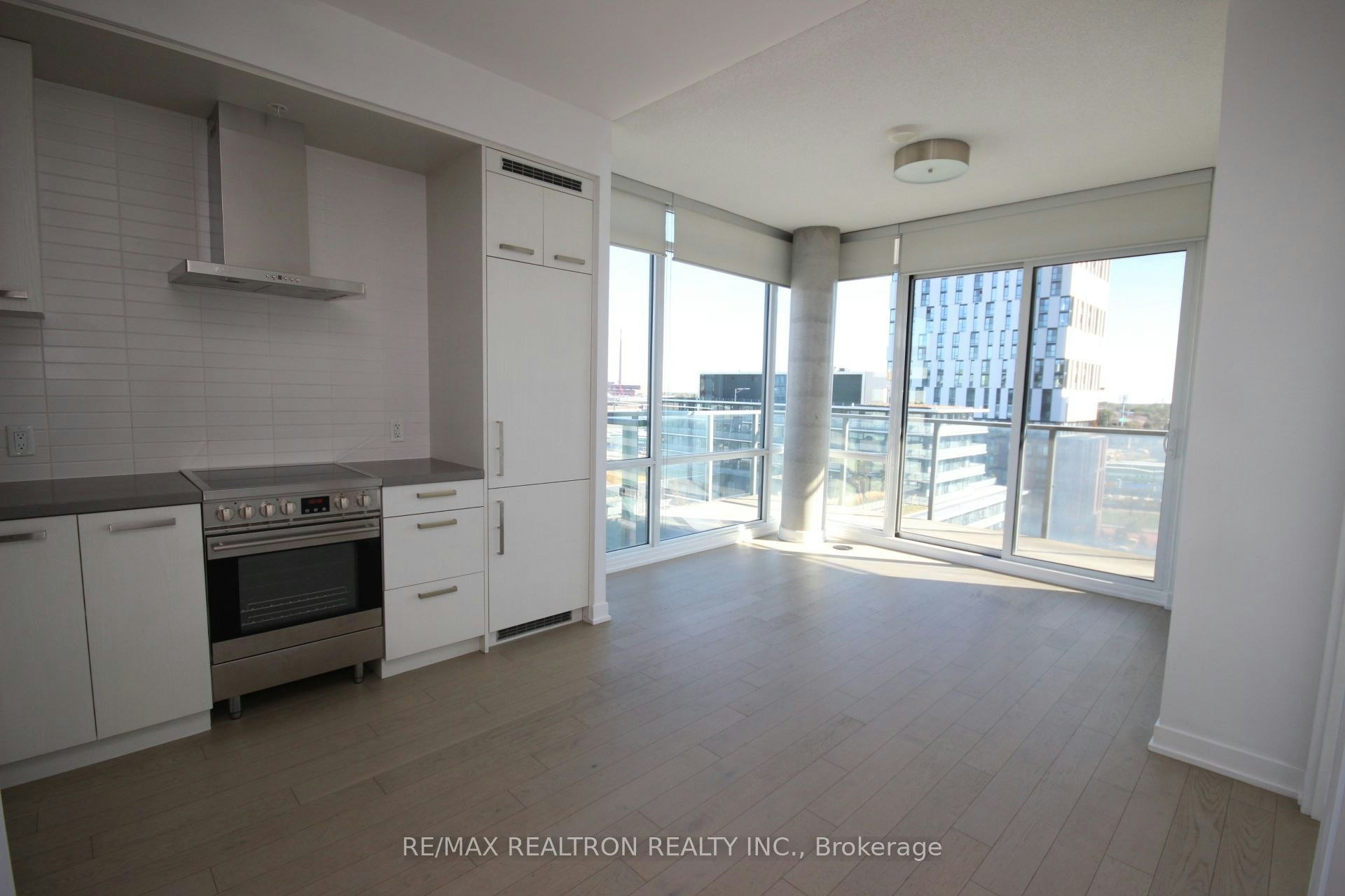 N1008-455 Front Street E, Toronto, ON, M5A 0G2 - 3