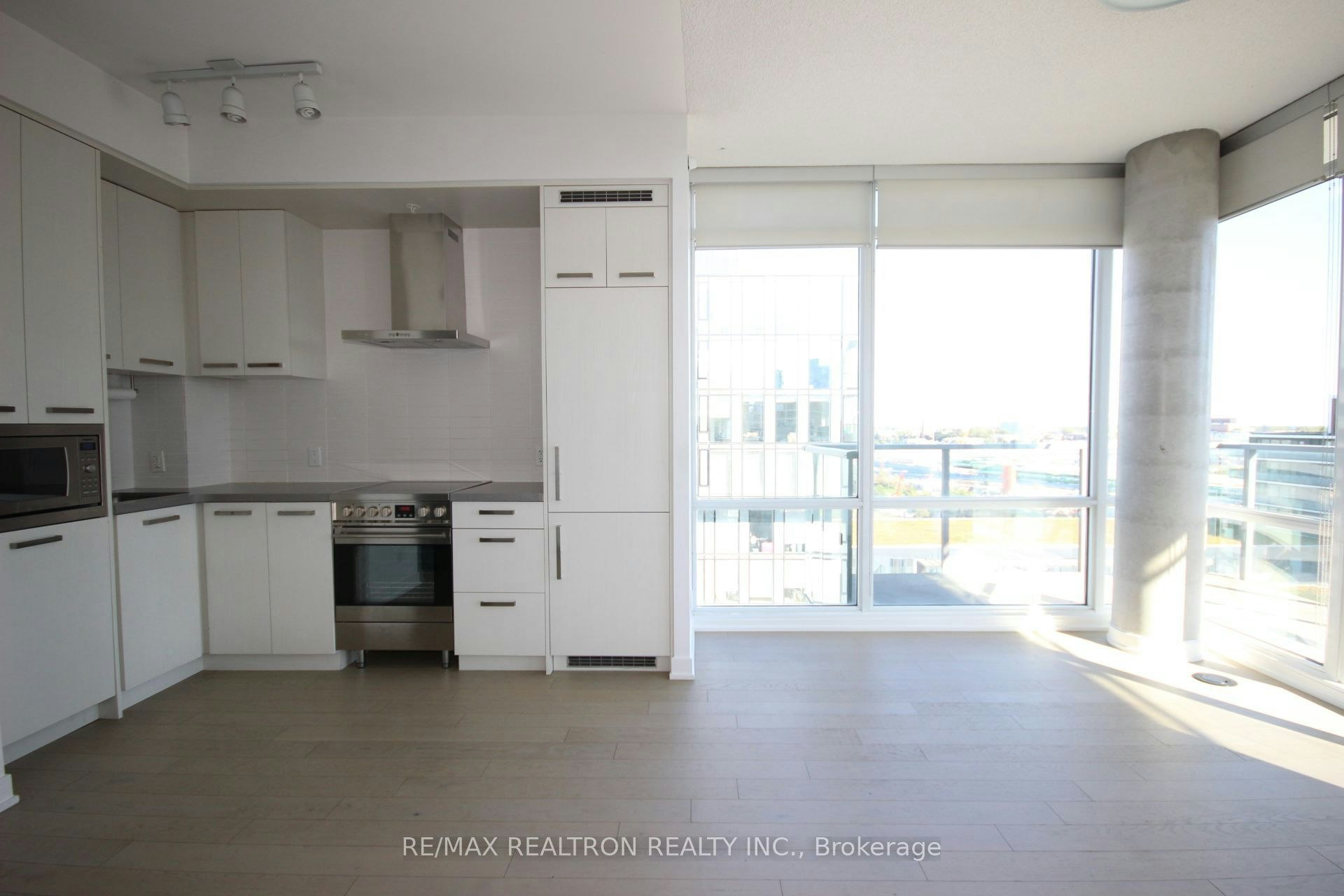 N1008-455 Front Street E, Toronto, ON, M5A 0G2 - 5