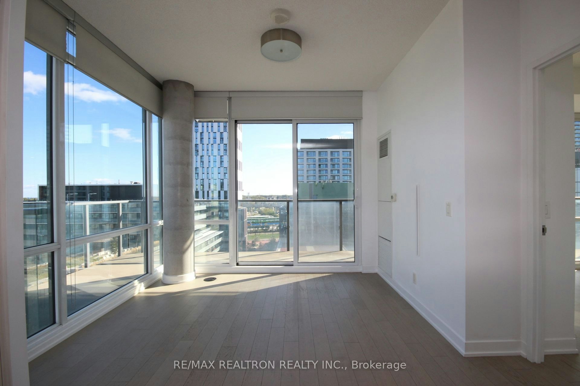 N1008-455 Front Street E, Toronto, ON, M5A 0G2 - 4