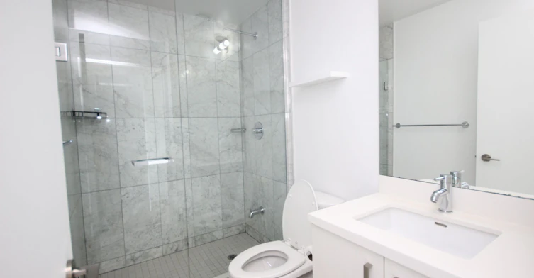 N1008-455 Front Street E, Toronto, ON, M5A 0G2 - 16