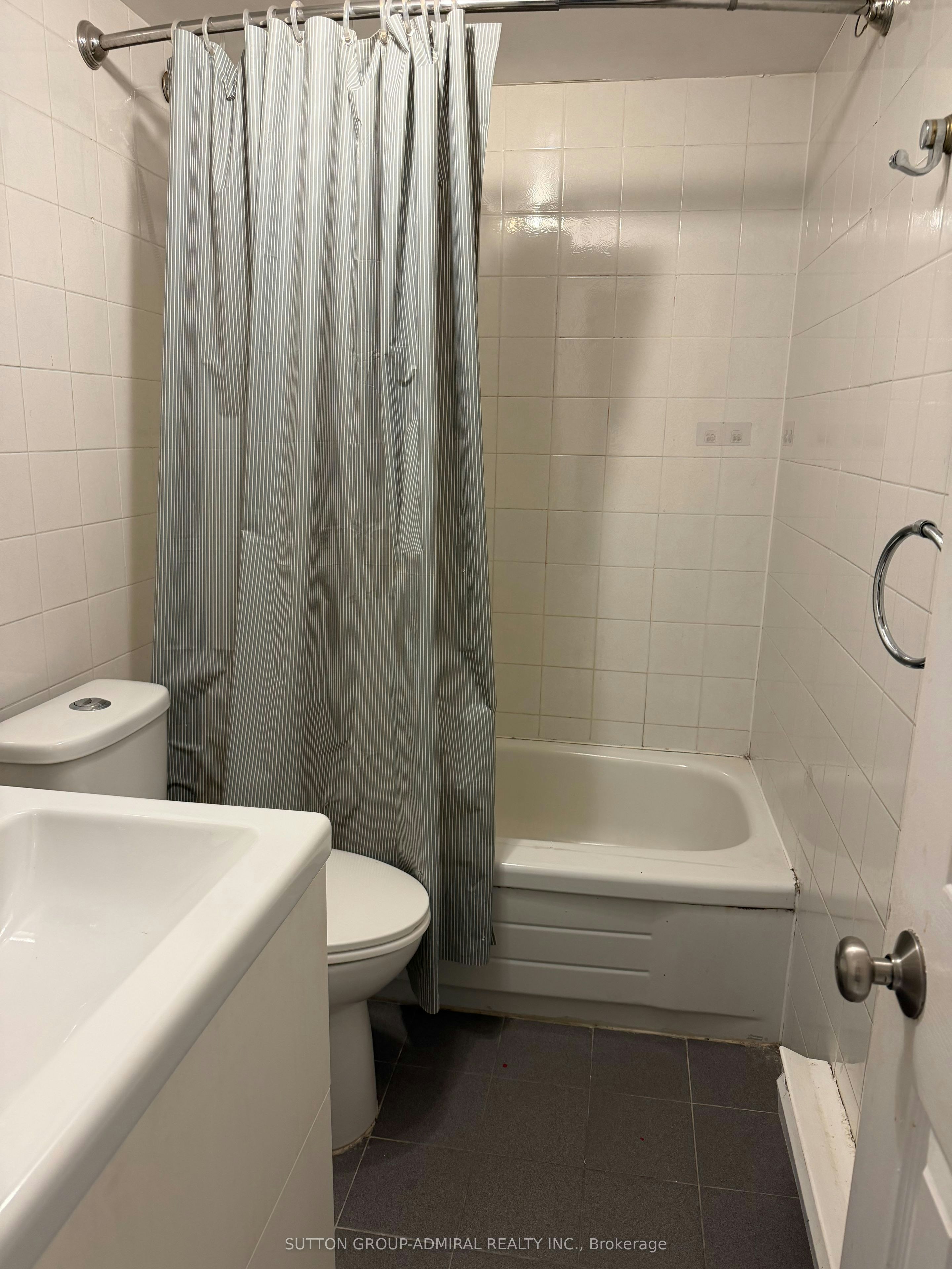 B-1188 Avenue Road, Toronto, ON, M5N 2G1 - 5