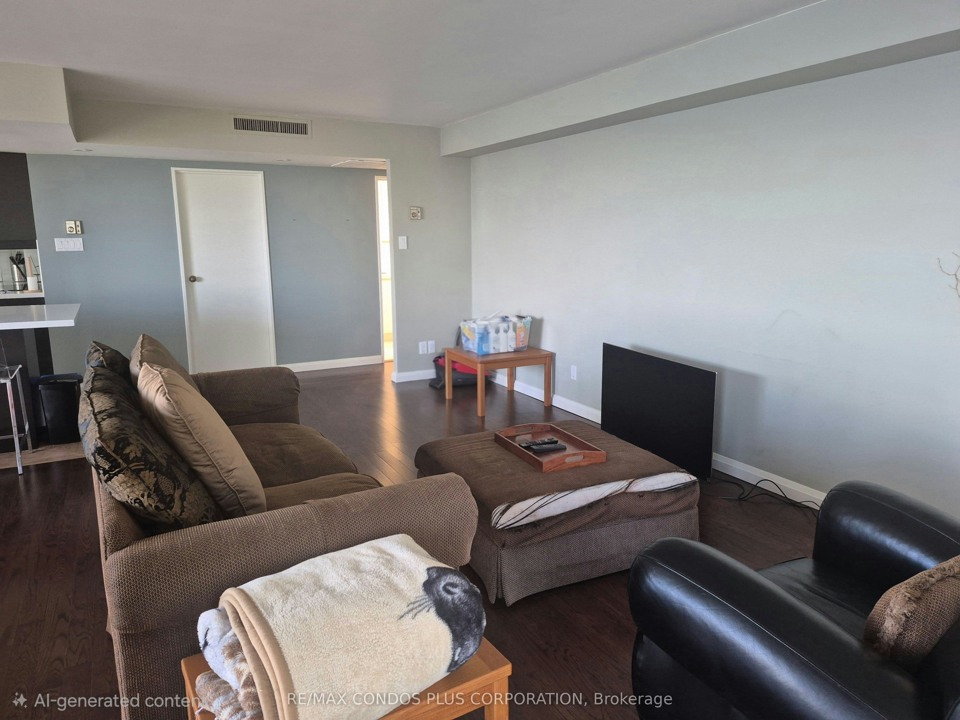 2302-65 Harbour Square, Toronto, ON, M5J 2L4 - 8