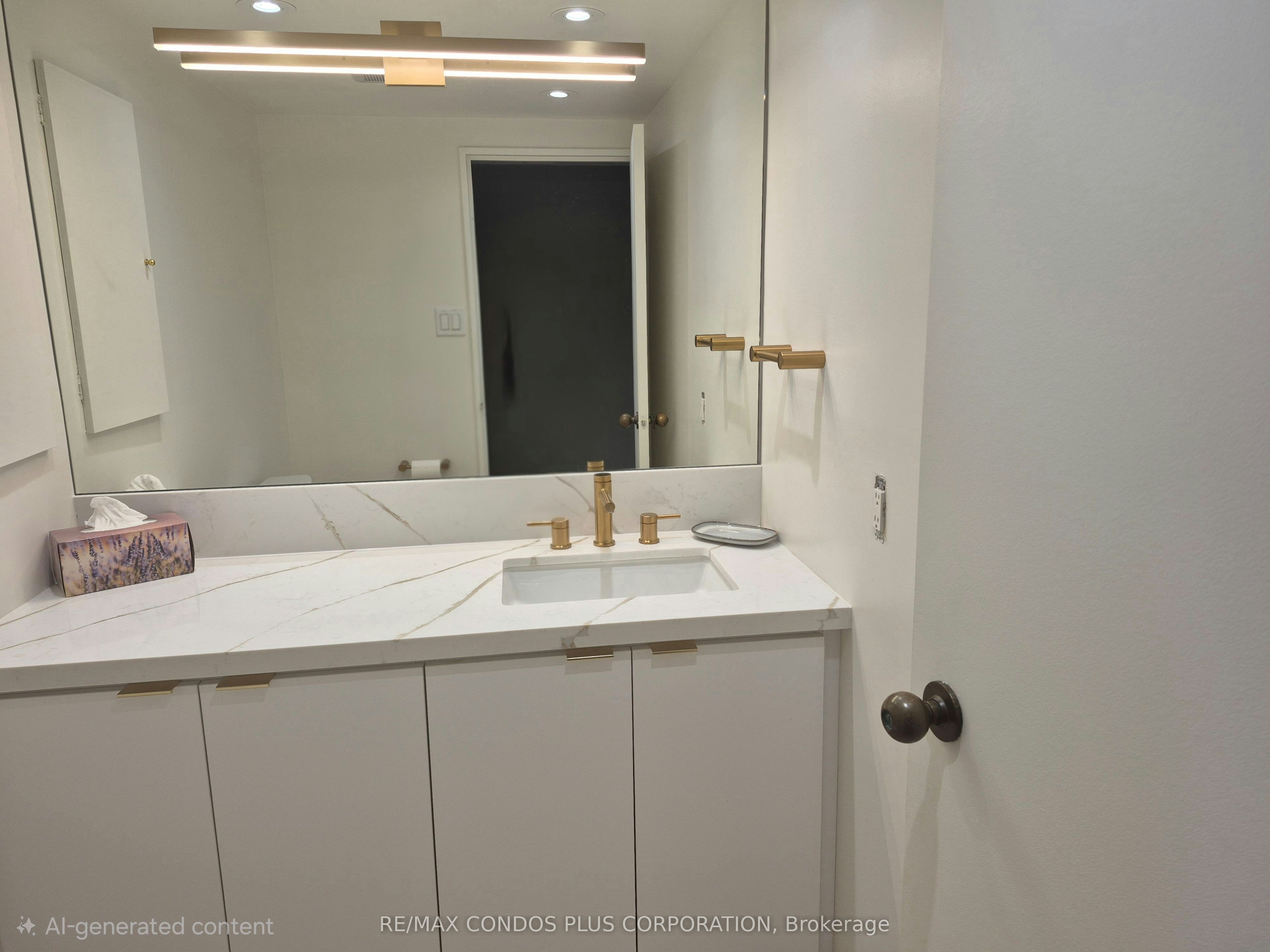 2302-65 Harbour Square, Toronto, ON, M5J 2L4 - 21