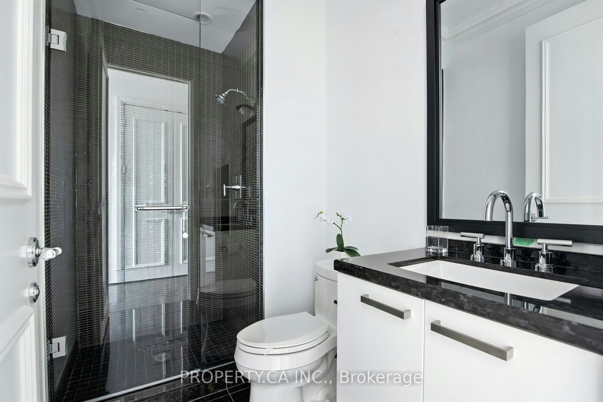 5103-311 Bay Street, Toronto, ON, M5H 4G5 - 24