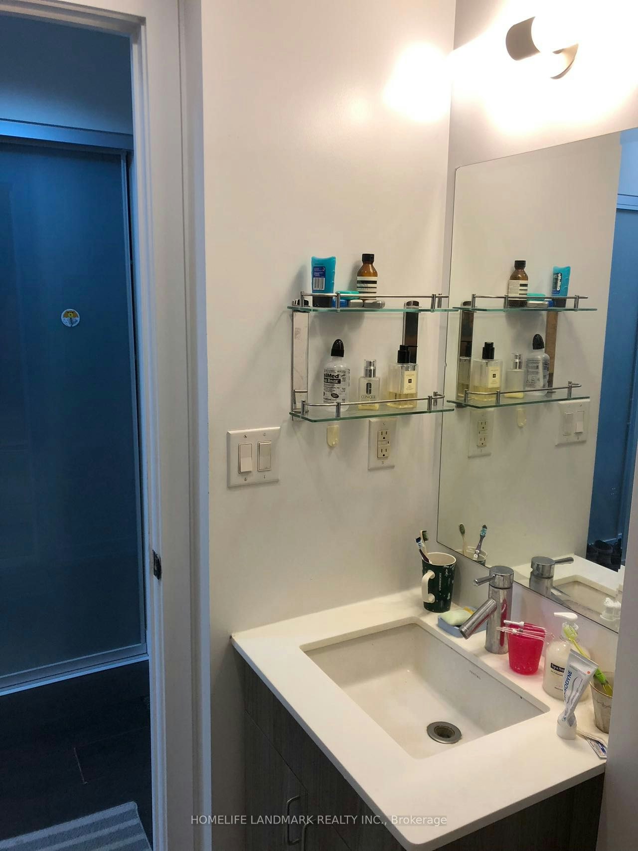 1602-426 University Avenue, Toronto, ON, M5G 1S9 - 14
