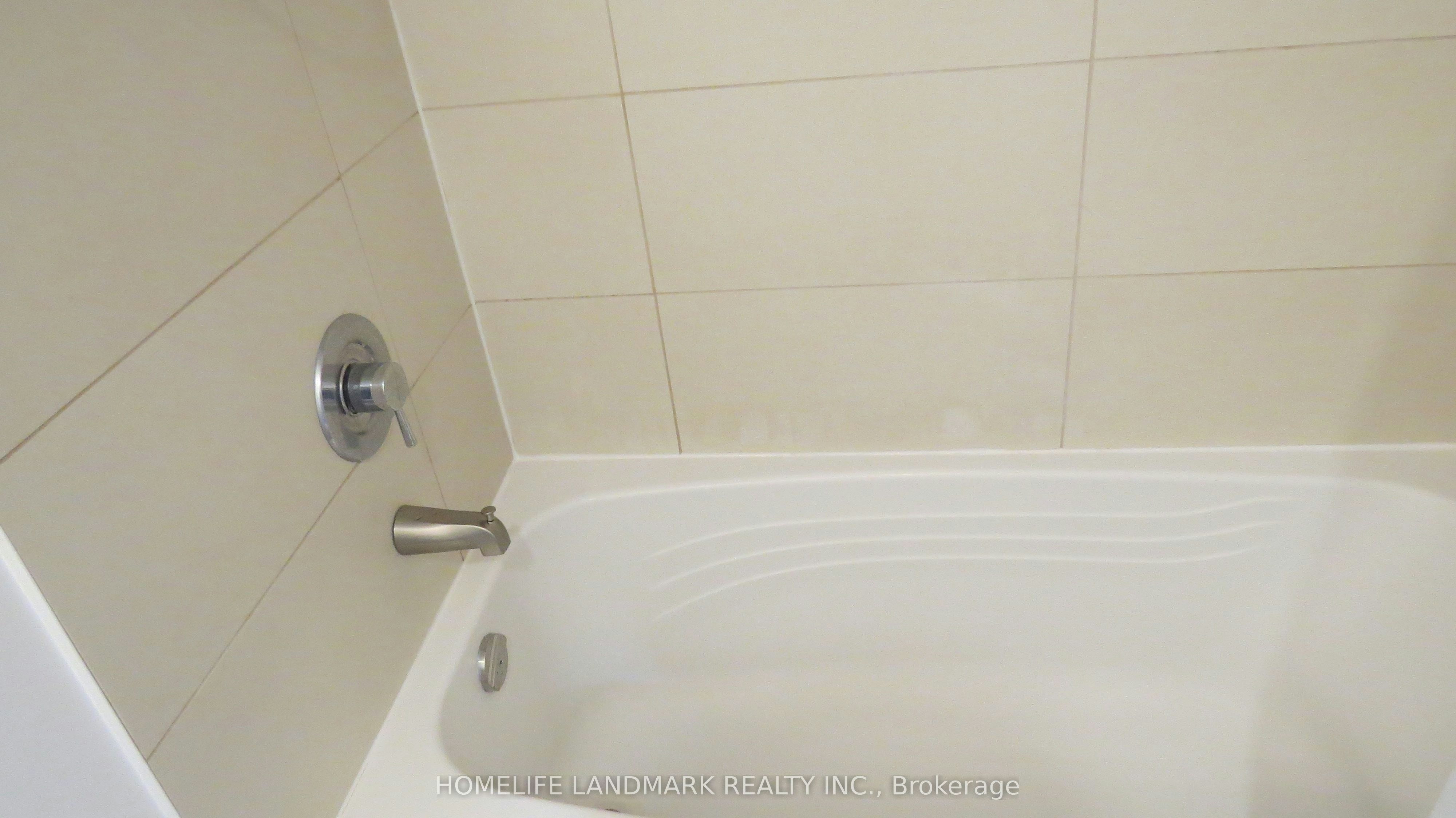 1602-426 University Avenue, Toronto, ON, M5G 1S9 - 13