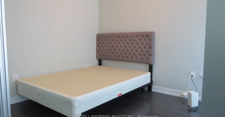 1602-426 University Avenue, Toronto, ON, M5G 1S9 - 11