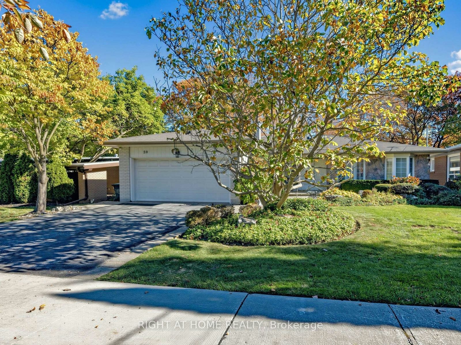 89 Page Avenue, Toronto, ON, M2K 2B8