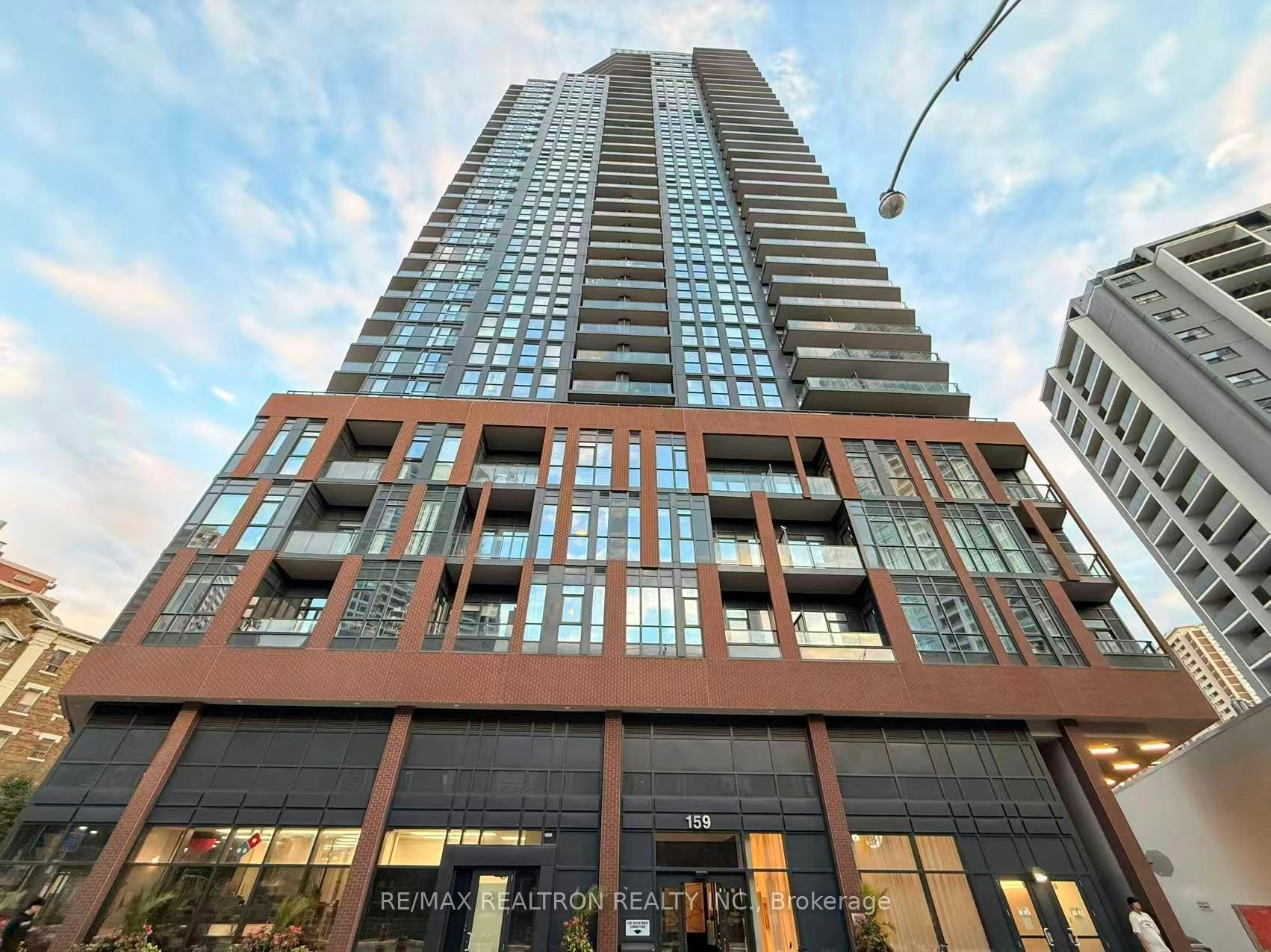 2809-159 Wellesley Street E, Toronto, ON, M4Y 0H5 - 2
