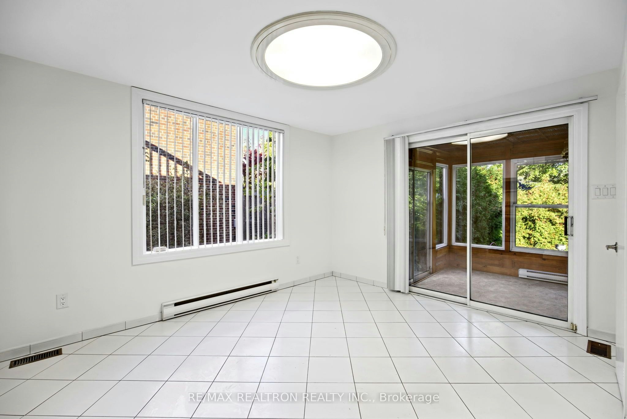 26 Shelborne Avenue, Toronto, ON, M5N 1Y7 - 7