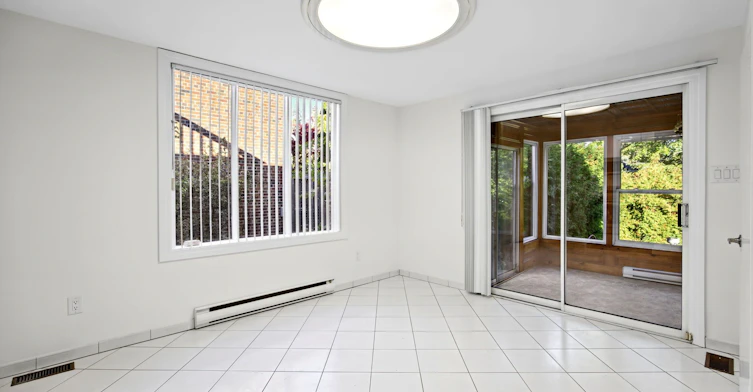 26 Shelborne Avenue, Toronto, ON, M5N 1Y7 - 7