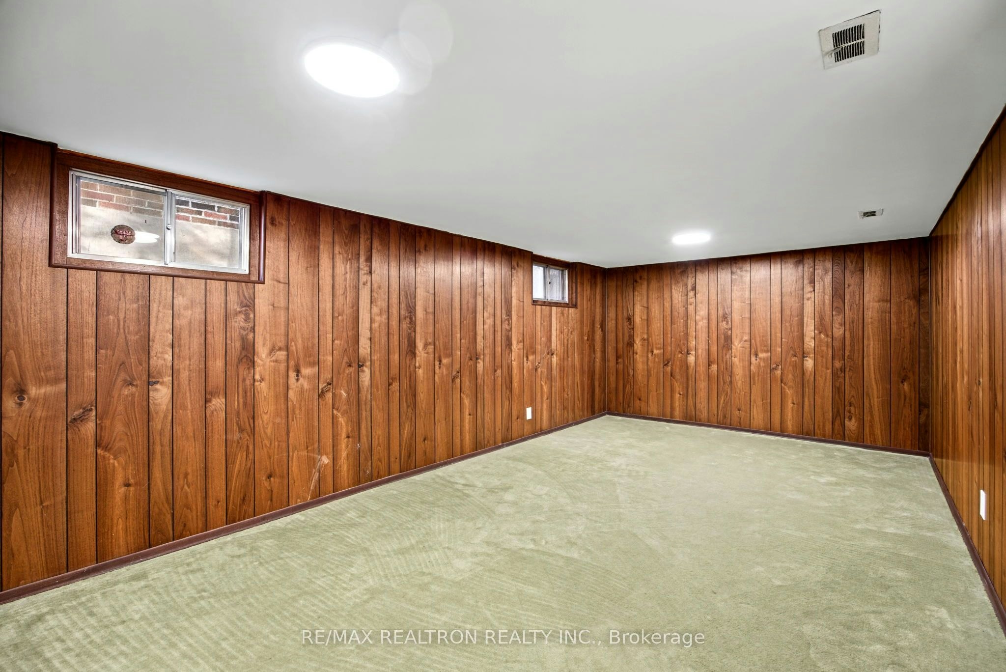 26 Shelborne Avenue, Toronto, ON, M5N 1Y7 - 12