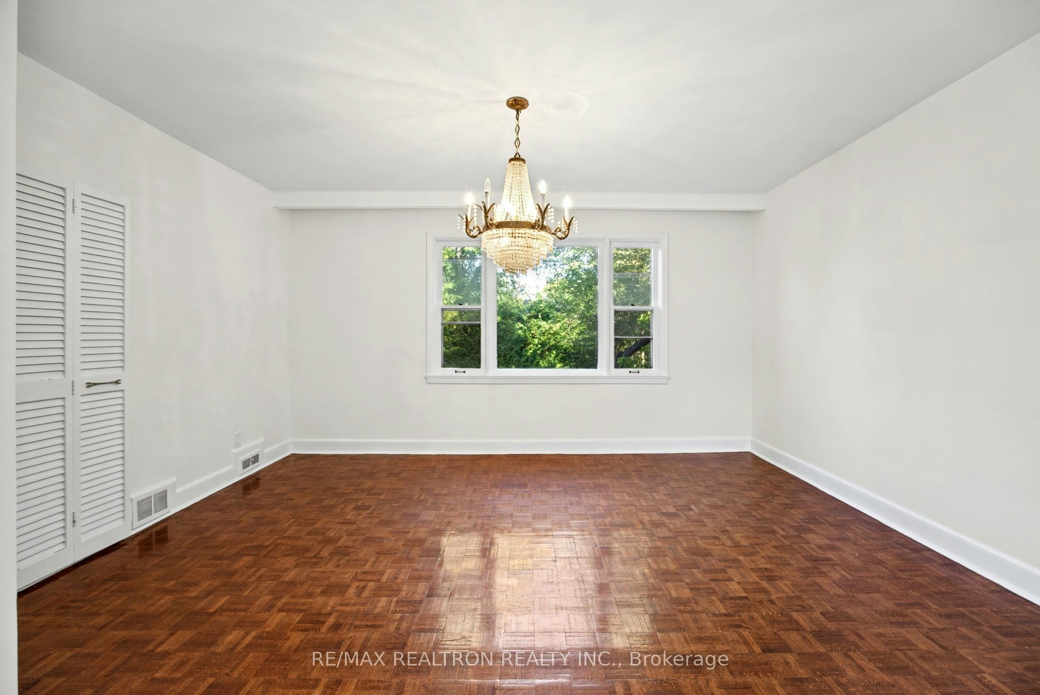 26 Shelborne Avenue, Toronto, ON, M5N 1Y7 - 3