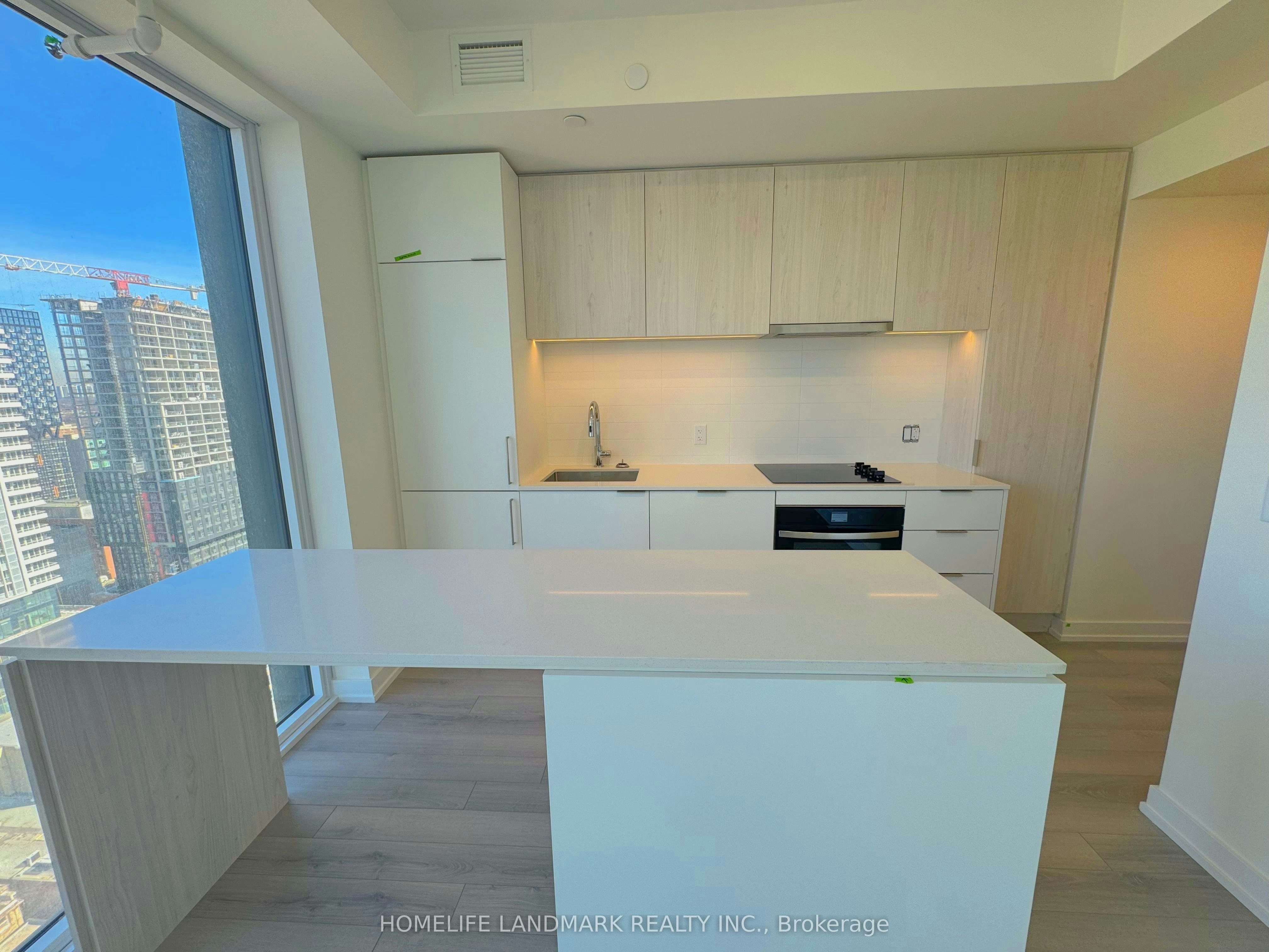 2703-89 Church Street, Toronto, ON, M5C 2G3 - 5