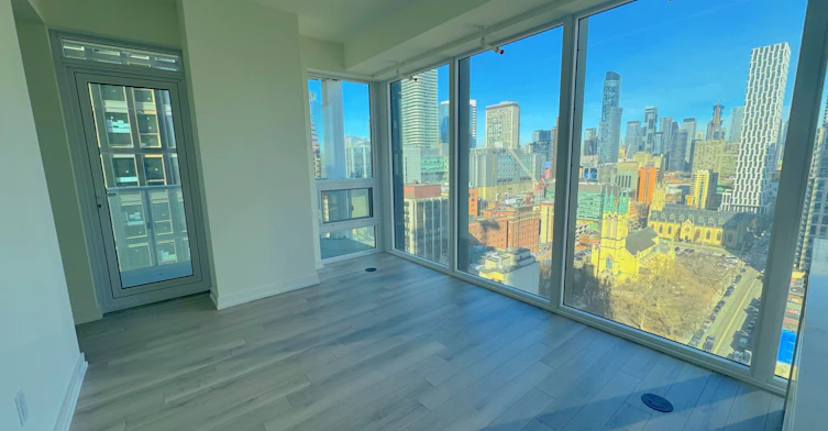2703-89 Church Street, Toronto, ON, M5C 2G3 - 3