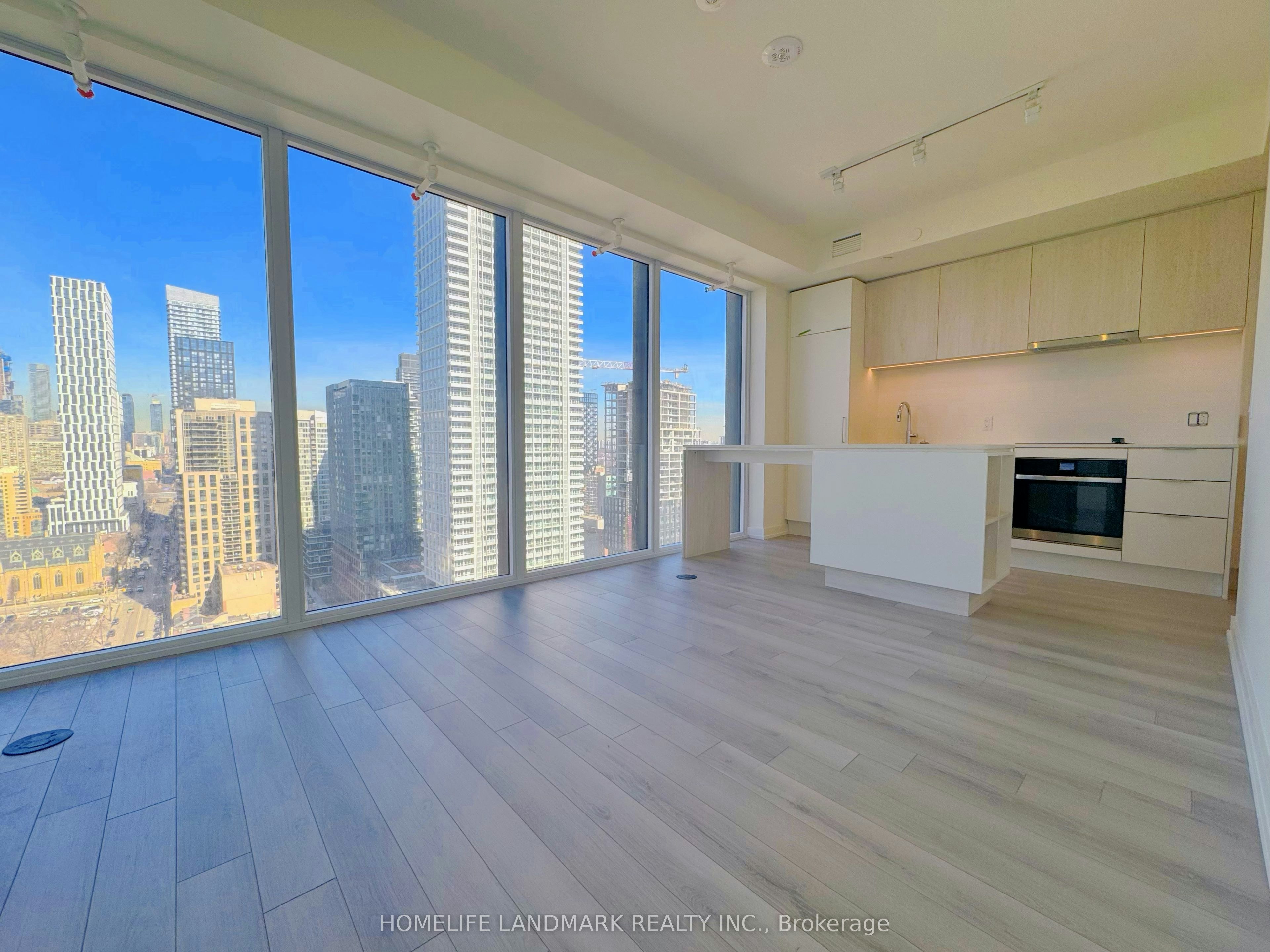 2703-89 Church Street, Toronto, ON, M5C 2G3 - 2