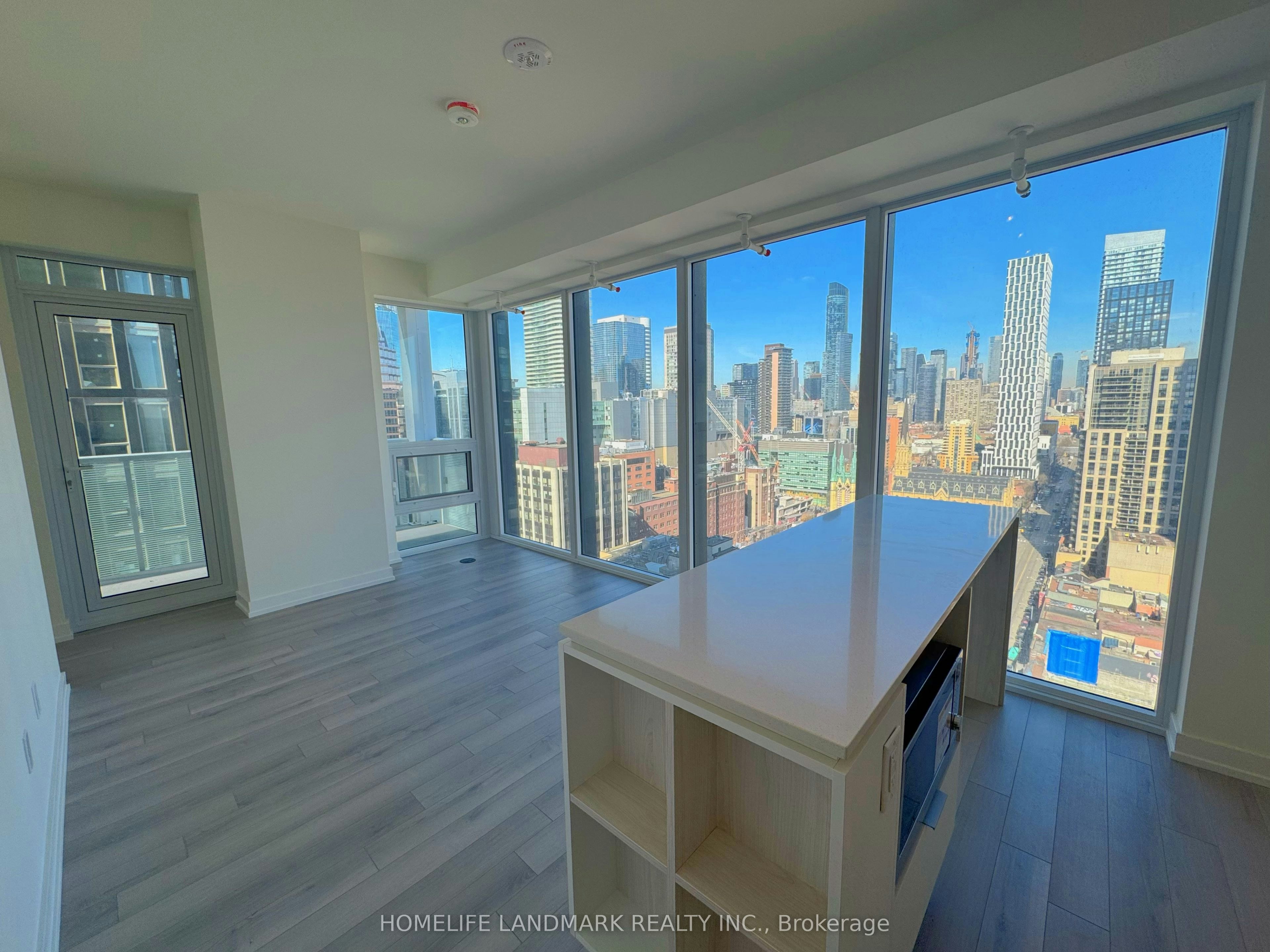 2703-89 Church Street, Toronto, ON, M5C 2G3 - 4