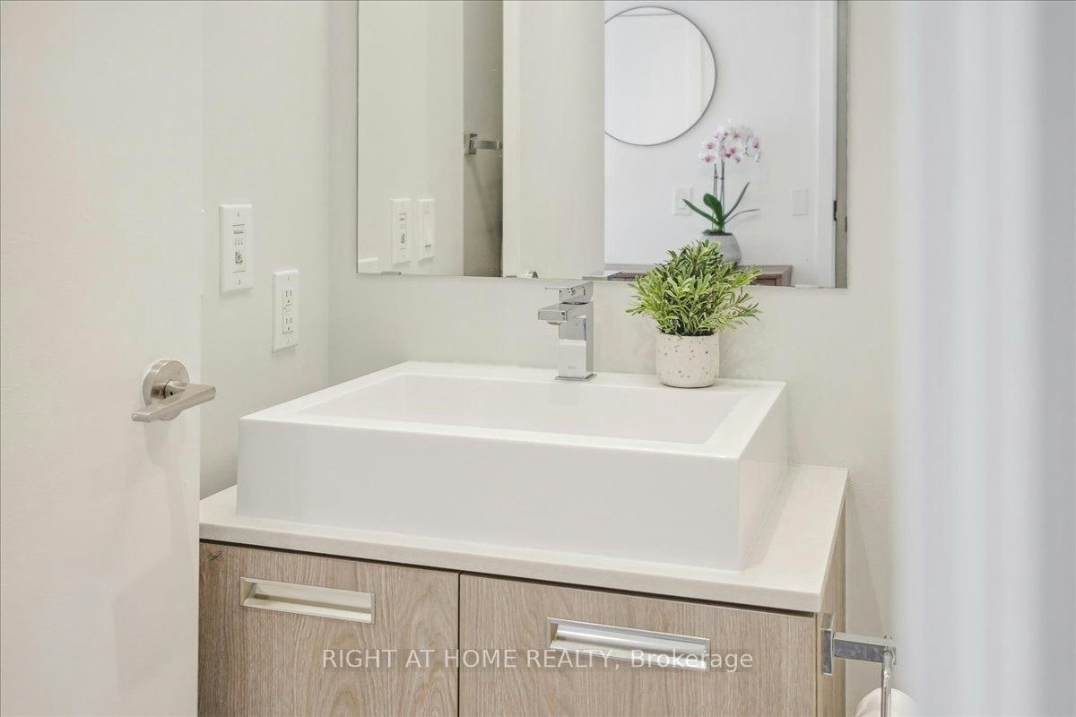 1702-2A Church Street, Toronto, ON, M5E 0E1 - 16