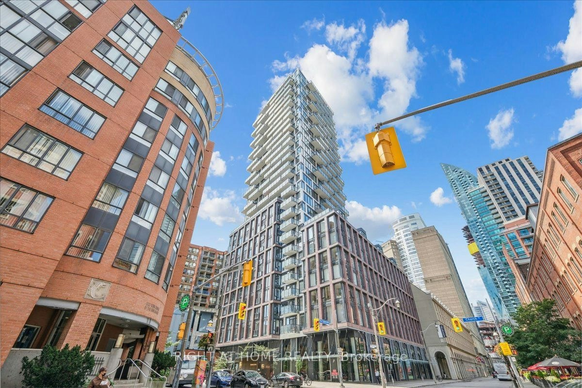 1702-2A Church Street, Toronto, ON, M5E 0E1