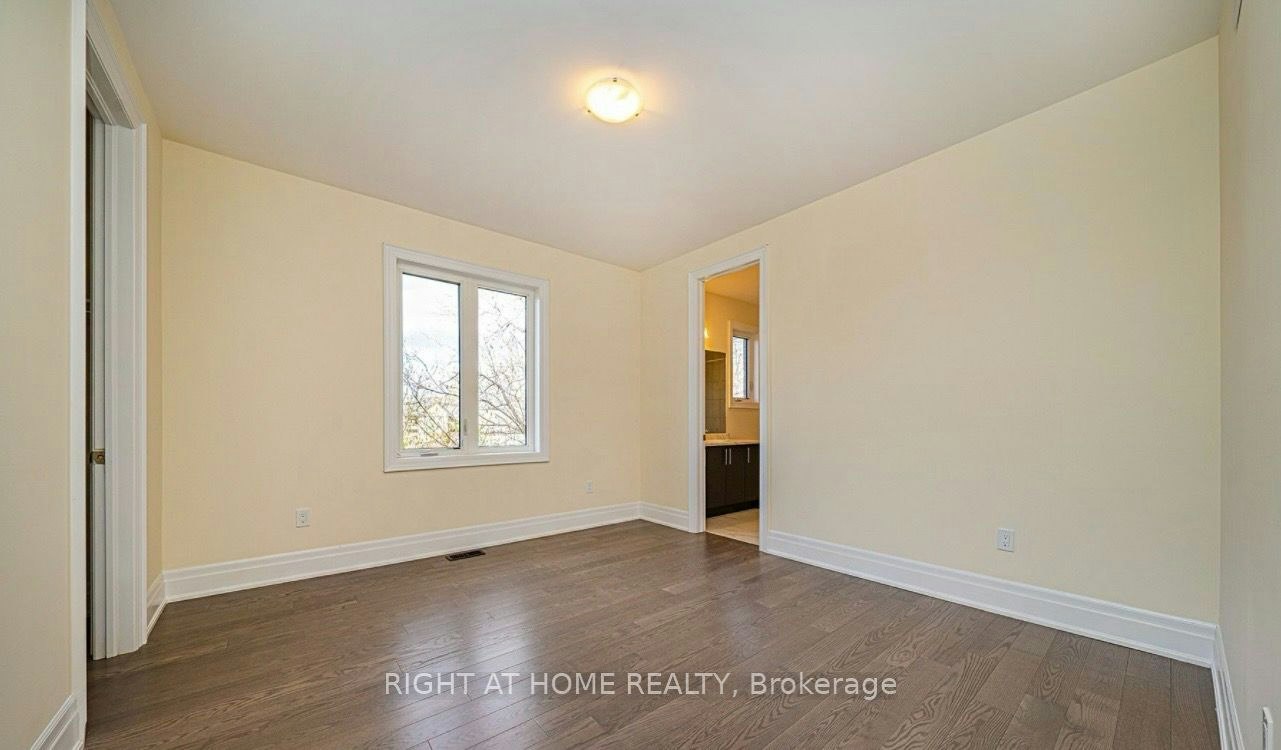 15 Becky Cheung Court, Toronto, ON, M2M 2E7 - 10
