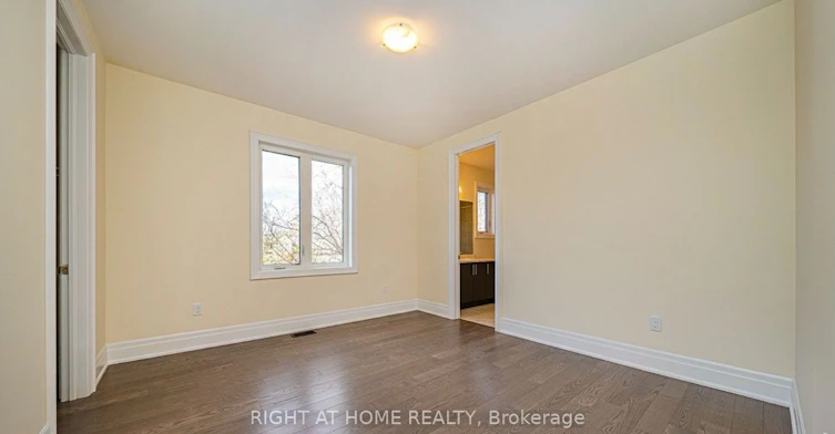 15 Becky Cheung Court, Toronto, ON, M2M 2E7 - 10