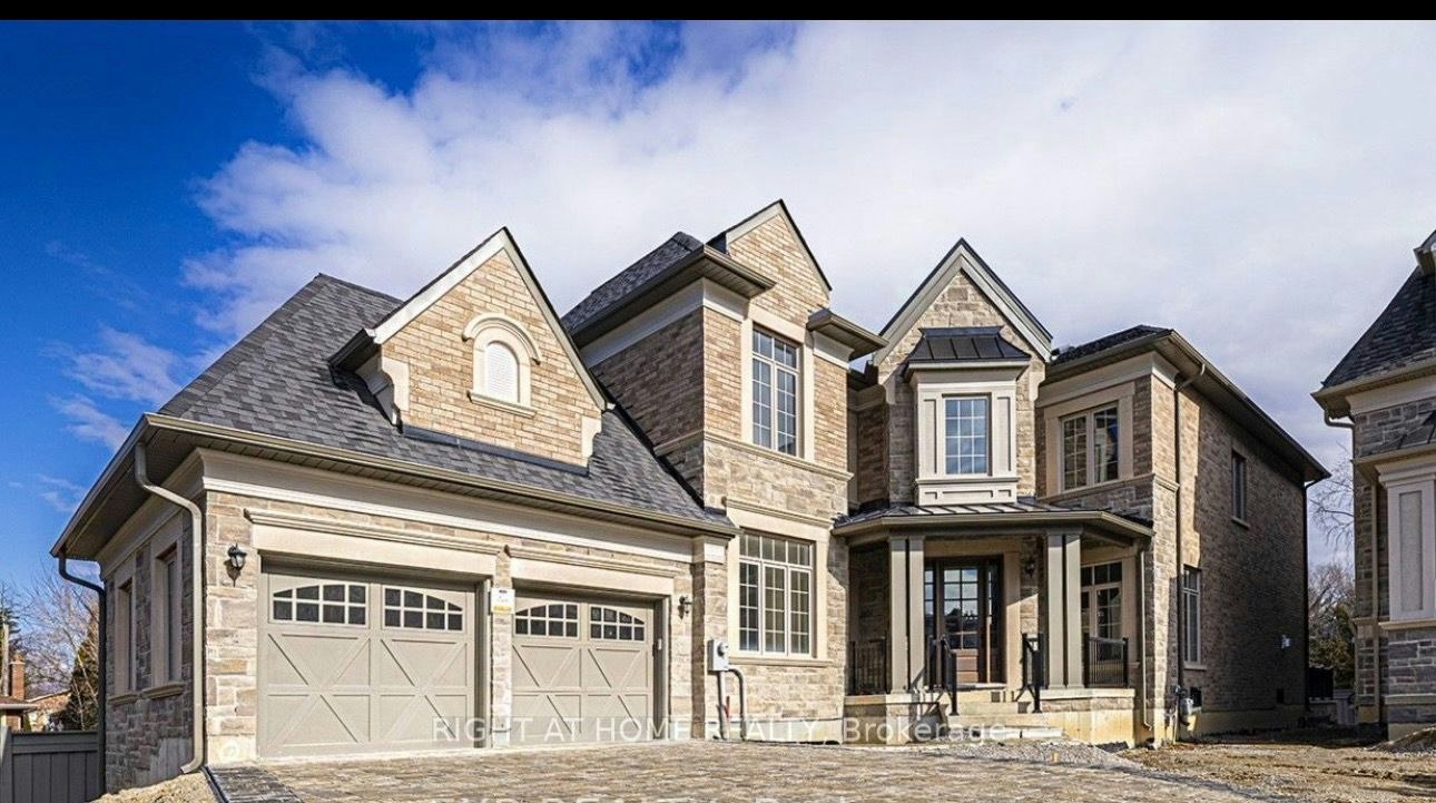15 Becky Cheung Court, Toronto, ON, M2M 2E7