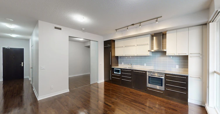1009-770 Bay Street, Toronto, ON, M5G 0A6 - 15