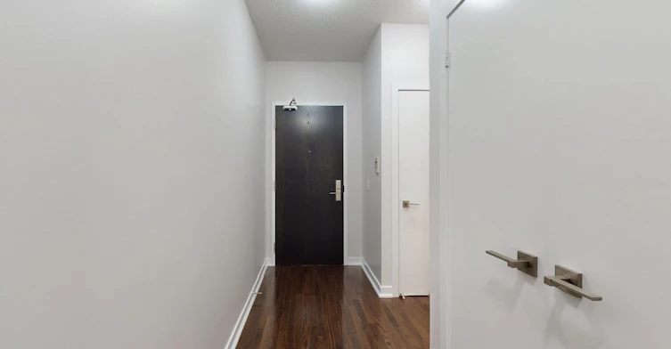 1009-770 Bay Street, Toronto, ON, M5G 0A6 - 10