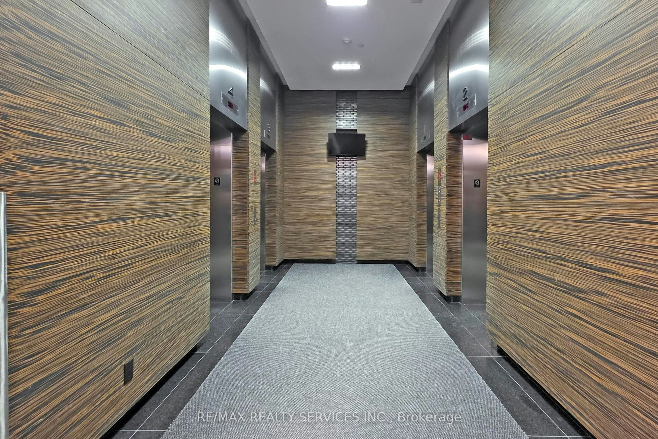 1009-770 Bay Street, Toronto, ON, M5G 0A6 - 8