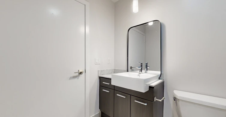 1009-770 Bay Street, Toronto, ON, M5G 0A6 - 25