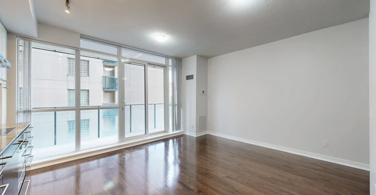 1009-770 Bay Street, Toronto, ON, M5G 0A6 - 12