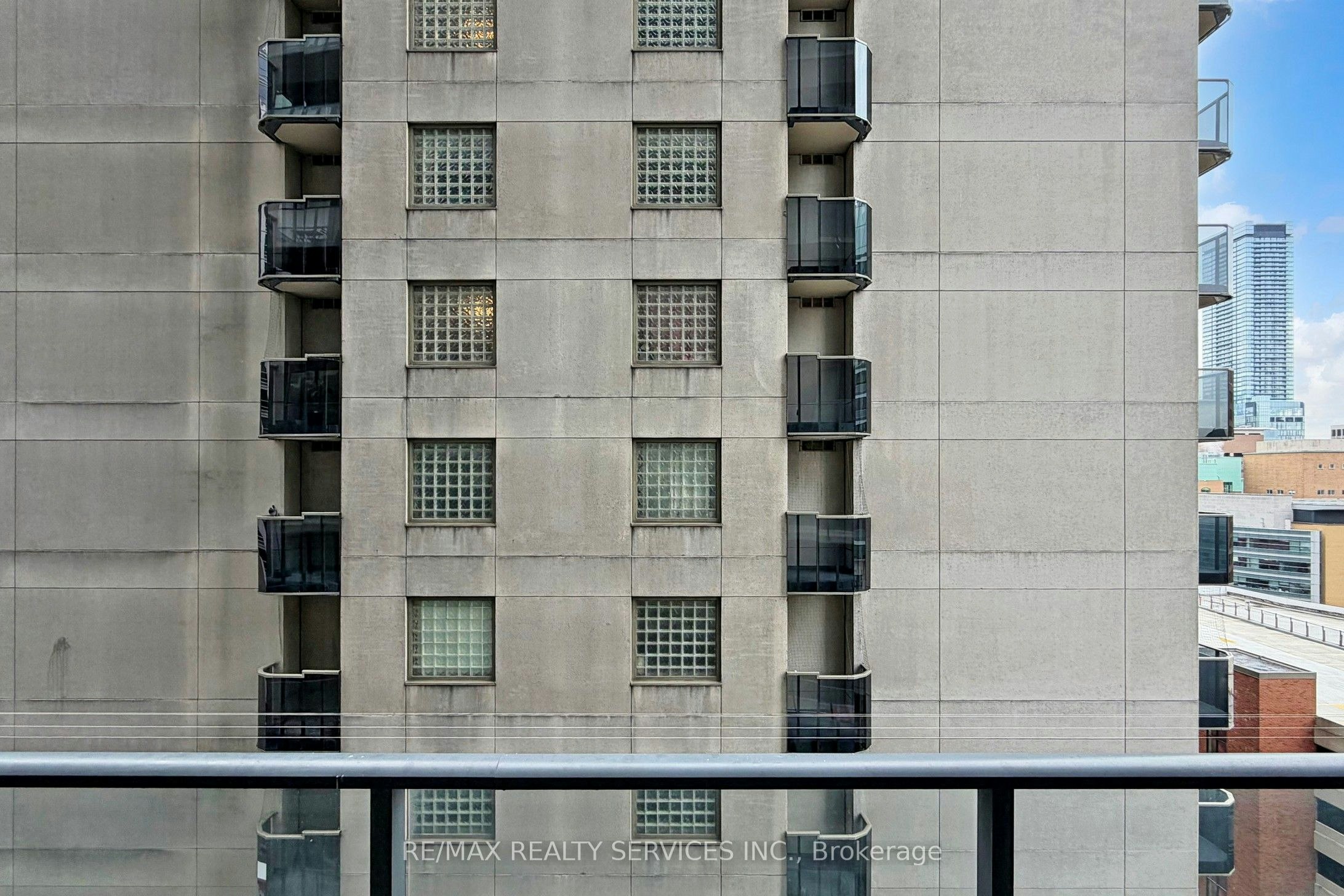 1009-770 Bay Street, Toronto, ON, M5G 0A6 - 29