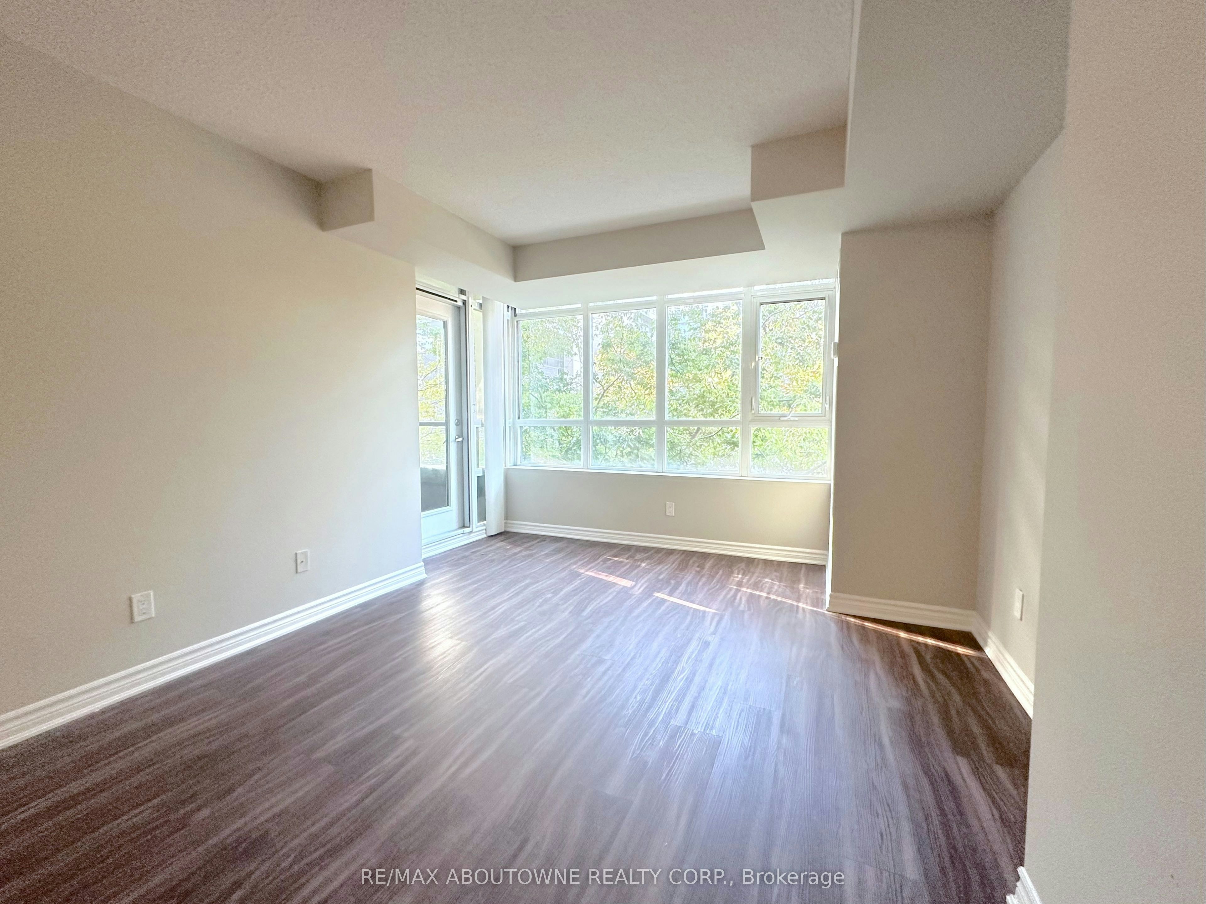 222-45 Lisgar Street, Toronto, ON, M6J 0B8 - 3