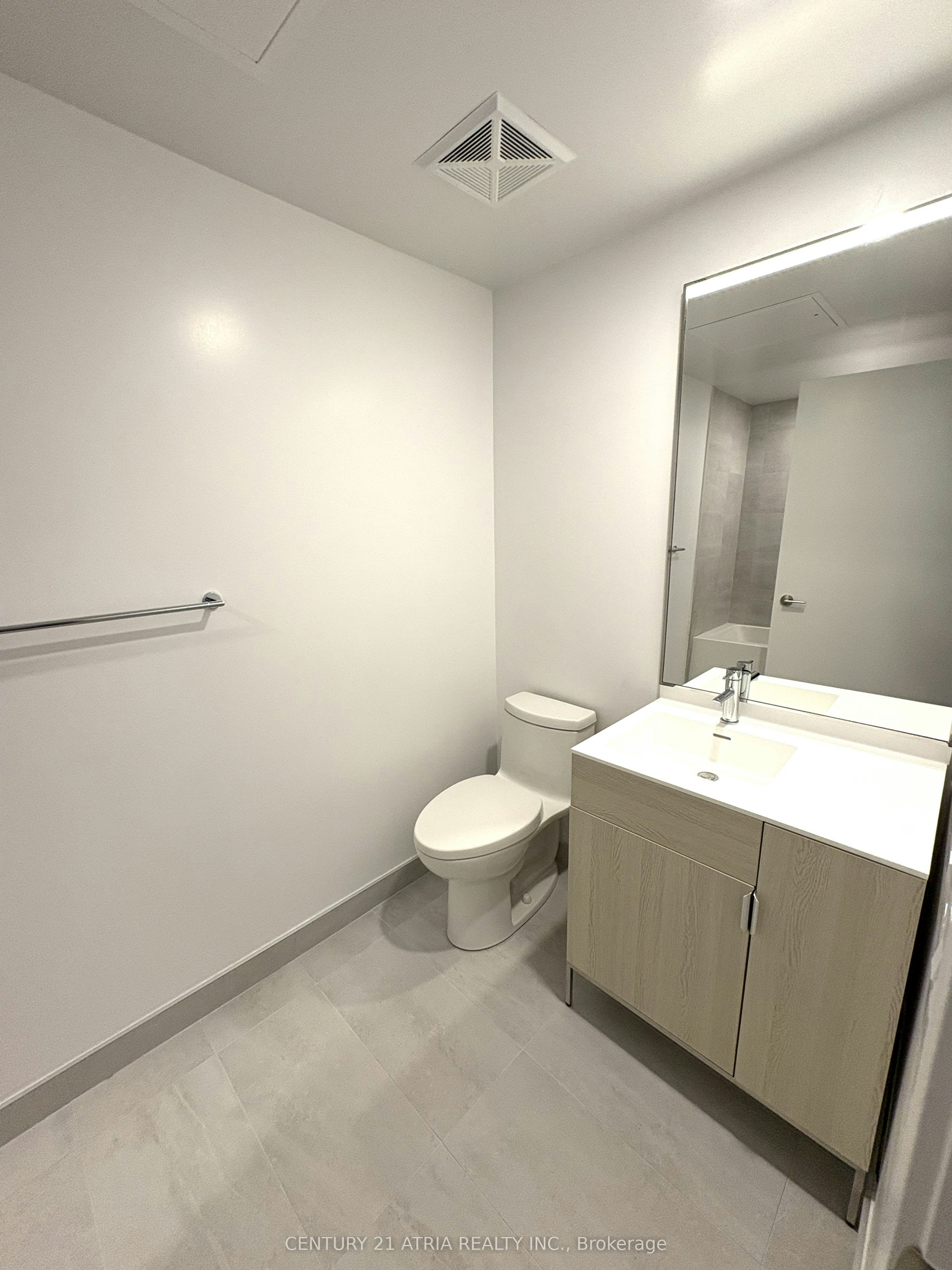 632-28 Eastern Avenue, Toronto, ON, M5A 0Y2 - 4