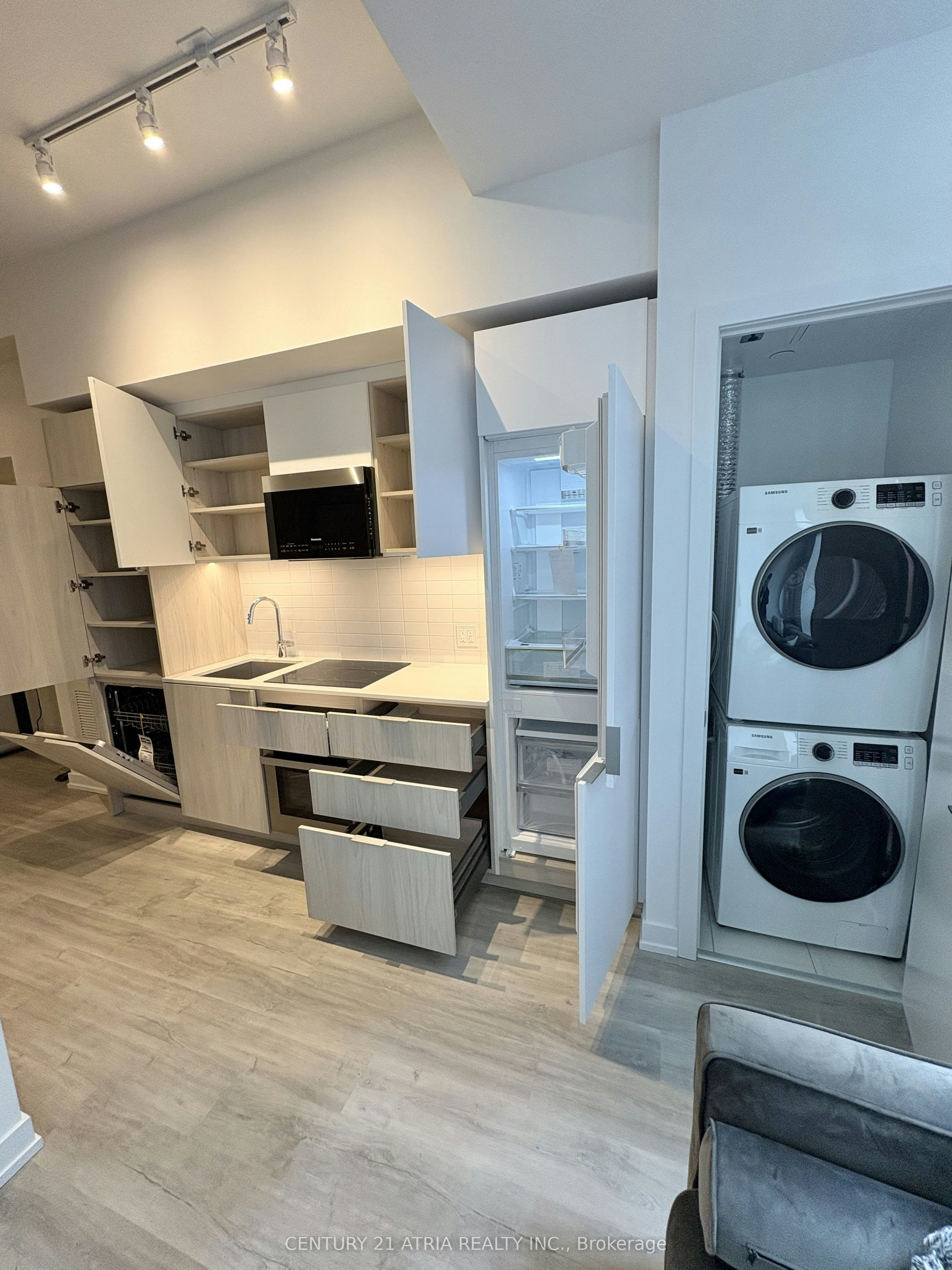 632-28 Eastern Avenue, Toronto, ON, M5A 0Y2 - 11